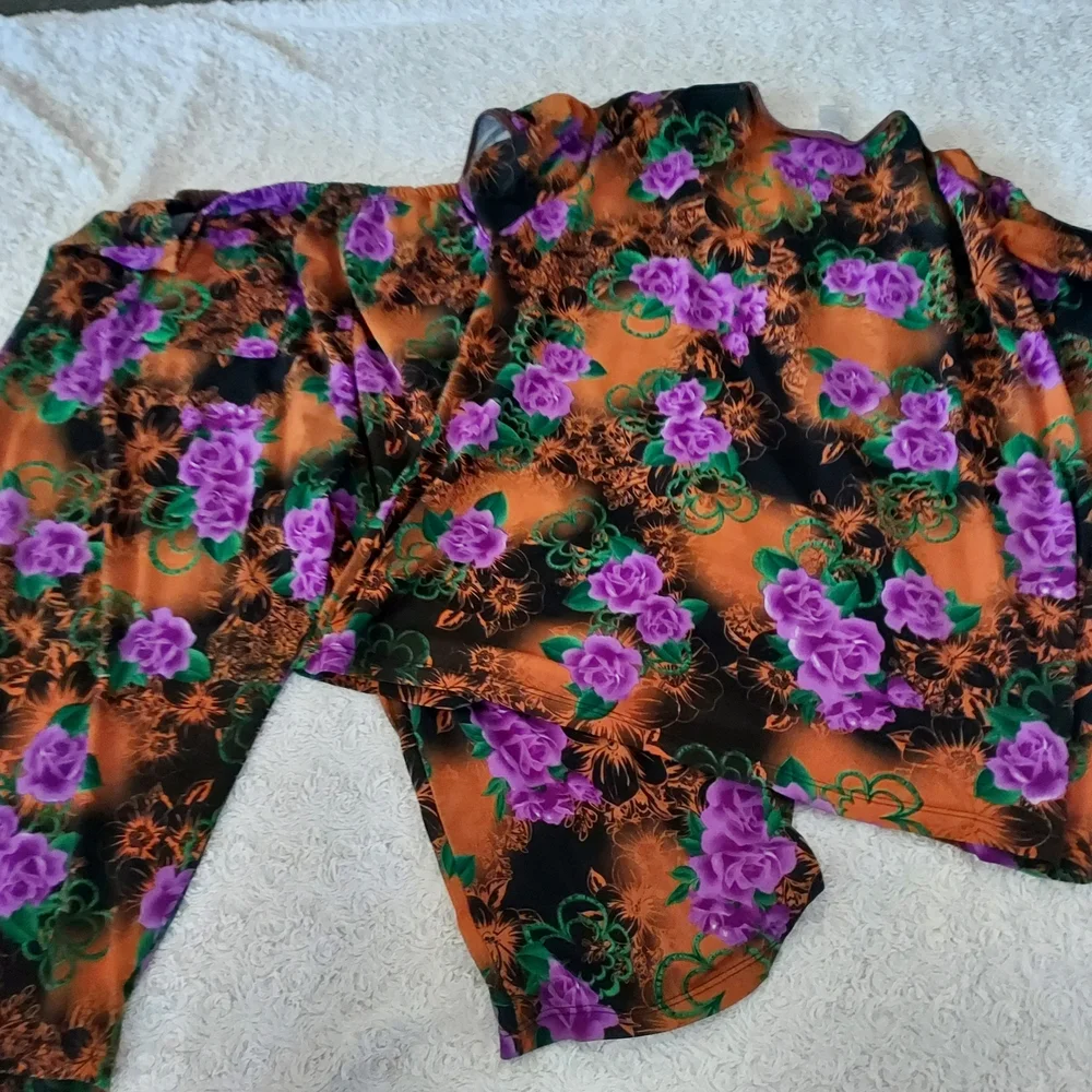Floral Two-Piece Capri Loungewear Set Purple & Orange Print Comfy Relaxed Fit